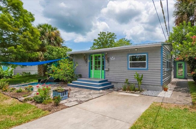 Building Photo - DAVID SHORES RENTAL AVAILABLE!