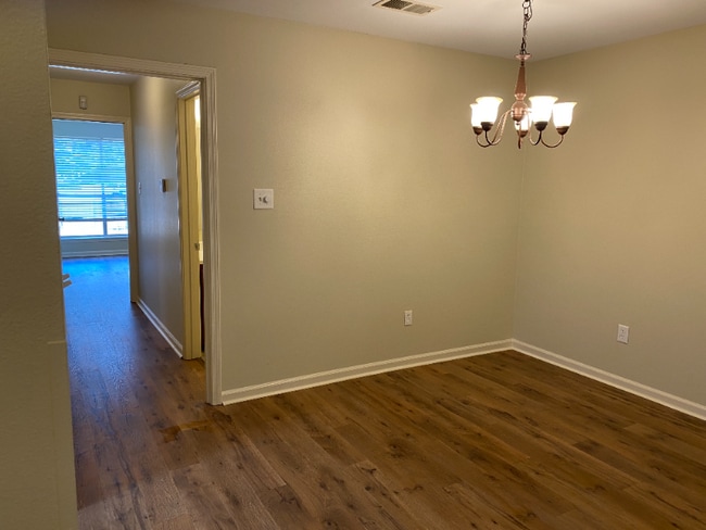 Building Photo - 7651 Bles Ave