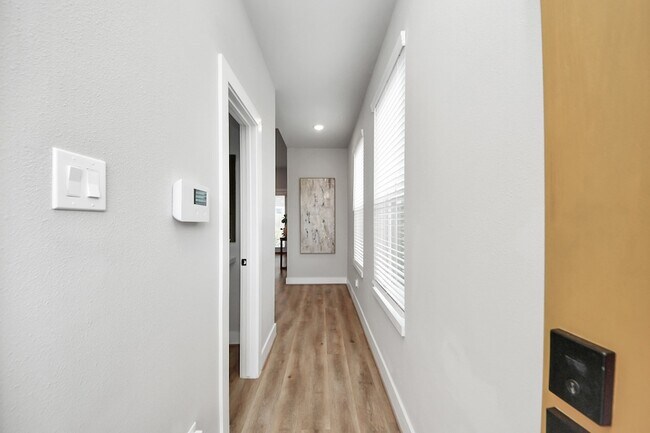 Foto del edificio - 5809 Francis Oak Ln