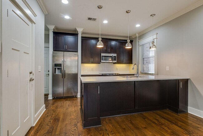 Foto del edificio - Beautiful build in Cleveland Park (Downtow...