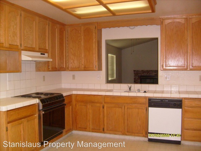 Foto del edificio - 3 br, 2 bath House - 4308 Castle Cary Lane