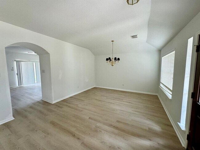 Foto del edificio - 21719 Ashford Grove Ln