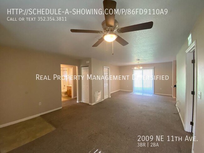 Foto del edificio - Quiet Neighborhood - 3 beds, 2 baths