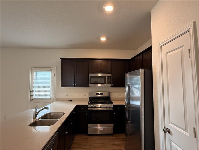 Building Photo - 904 Big Rocky Bend