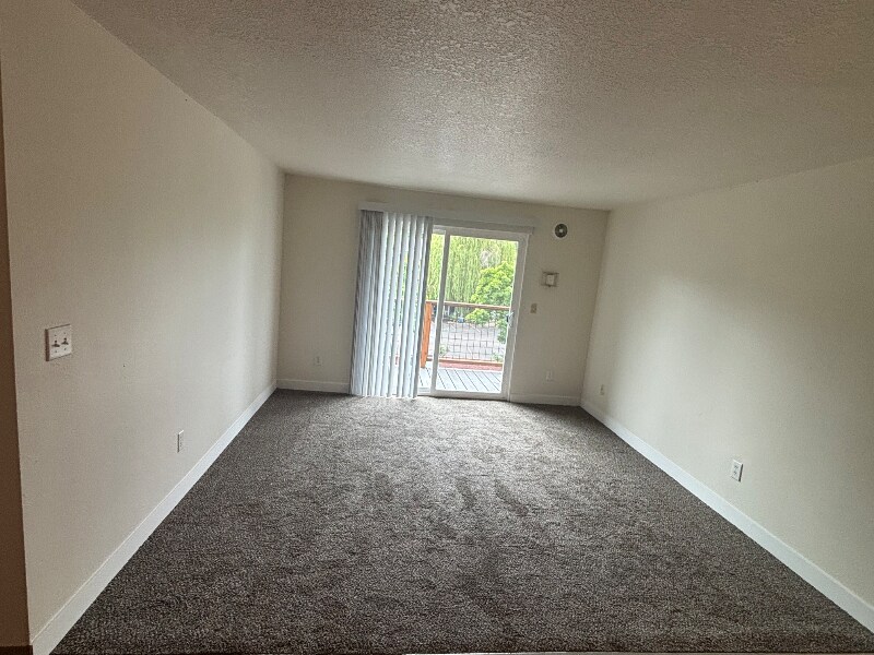 Foto principal - 17420 SW Shaw St