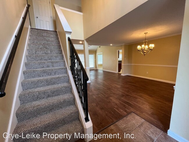 Building Photo - 4 br, 2.5 bath House - 5055 Bristol Woods St