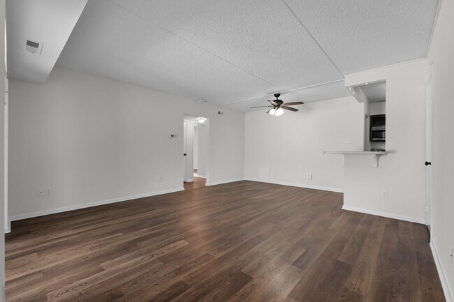 Foto del edificio - 2-Bedroom Condo with Great Community Amenities in Lower Macungie