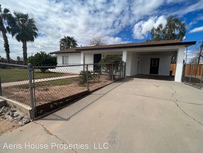 Building Photo - 2 br, 1.5 bath House - 601 N Brown Ave