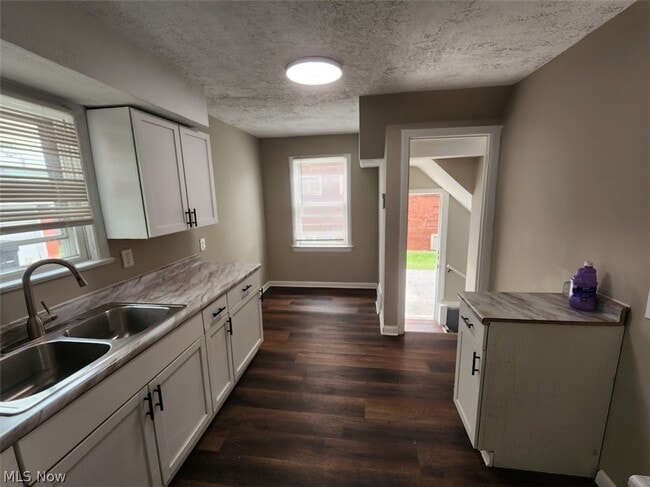 Building Photo - 16401 Judson Dr