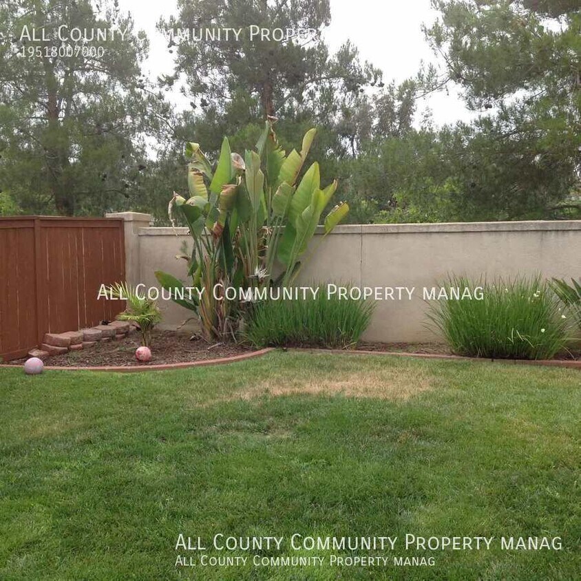 Building Photo - 31601 Sandhill Ln