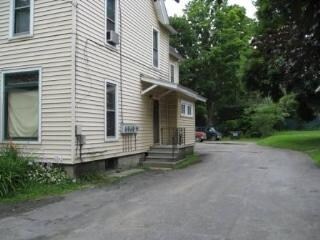 Building Photo - 12 Division St
