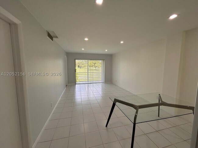 Foto del edificio - 5401 NW 2nd Ave