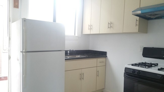 Kitchen - 5434 Geary Blvd