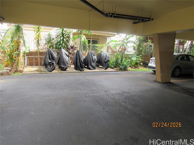 Foto del edificio - 24 Hi?aloa St