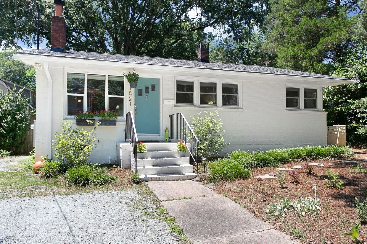 Primary Photo - Gorgeous Updated 3 Bed In Trinity Park - P...