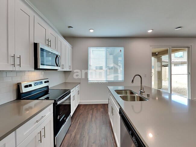 Building Photo - 8913 Carmine Cob Ave