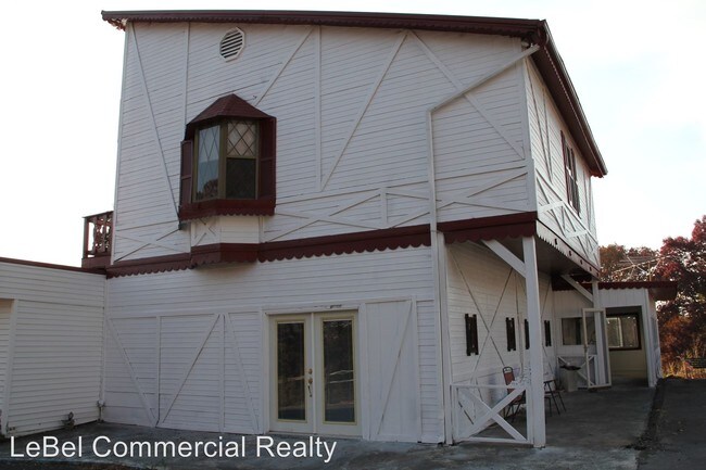 Building Photo - 145 Dean Rd