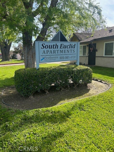 Foto principal - 1610 S Euclid Ave