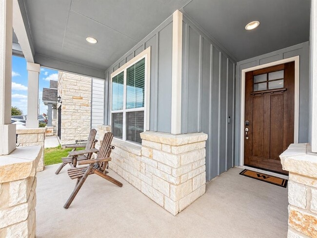 Building Photo - 4015 Wild Bloom Rd