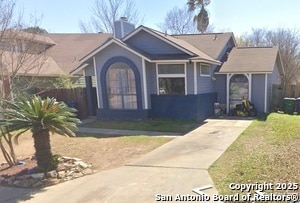 Building Photo - 6305 Village Arbor