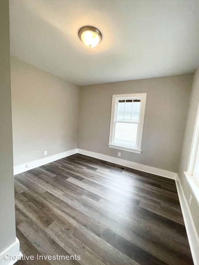 Building Photo - 3 br, 2 bath House - 111 Newell Ave