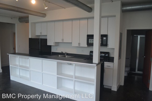 Foto del edificio - 4 br, 2 bath Apartment - 1605 Gordon Avenue