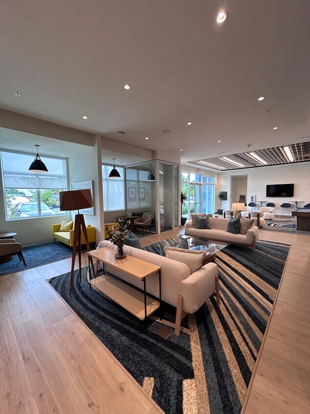 Foto principal - 1711 SW 5th Ave