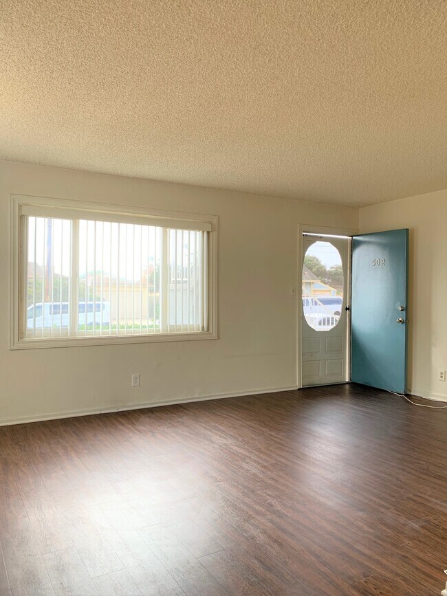 Foto del edificio - 502 Shepard St