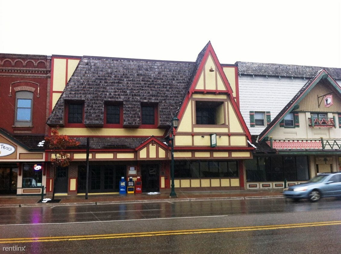 Primary Photo - 138 W Main St