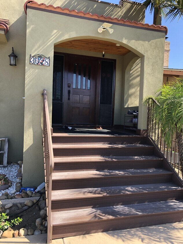 Primary Photo - 3028 Olive St