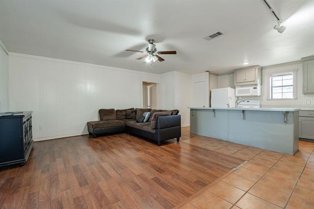 Foto del edificio - 444 Frontier St