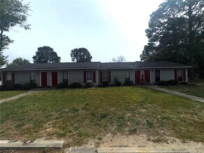 Building Photo - 1842 Frankie Ave