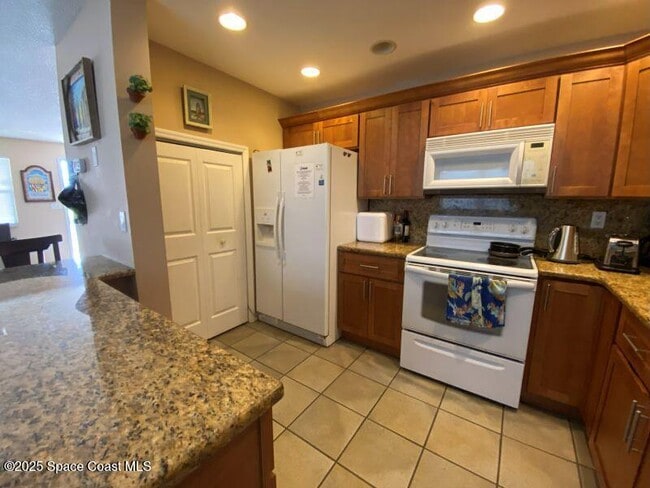 Building Photo - 404 Taylor Ave