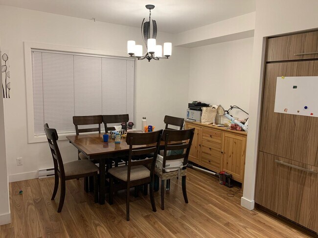 Photo du bâtiment - 5655 Chaffey Av