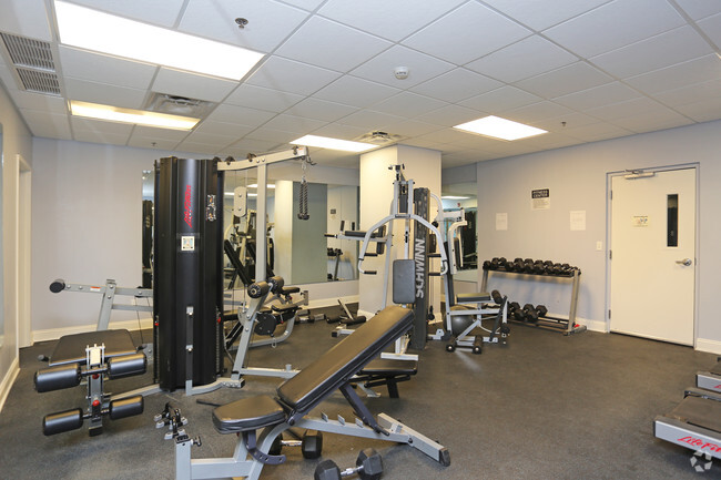 Fitness Center - 111 On East