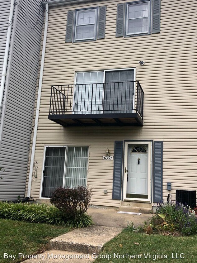 2 br, 2 bath House 6397 FENESTRA CT House Rental in Burke, VA