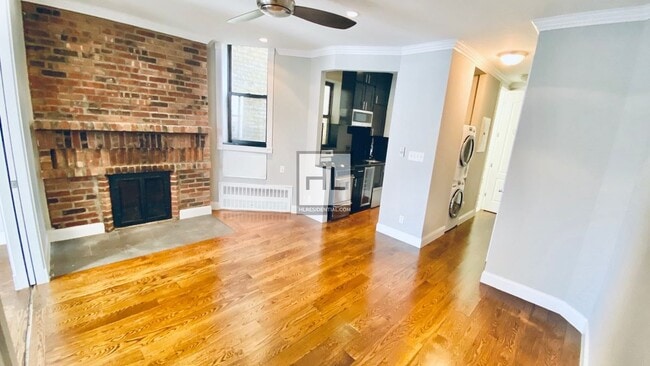 Foto del edificio - E 25TH ST.