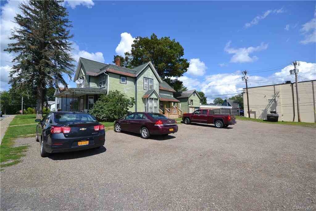 Primary Photo - 19 Academy St