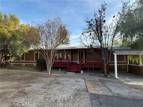 Building Photo - 45492 Sleepy Hollow Ln