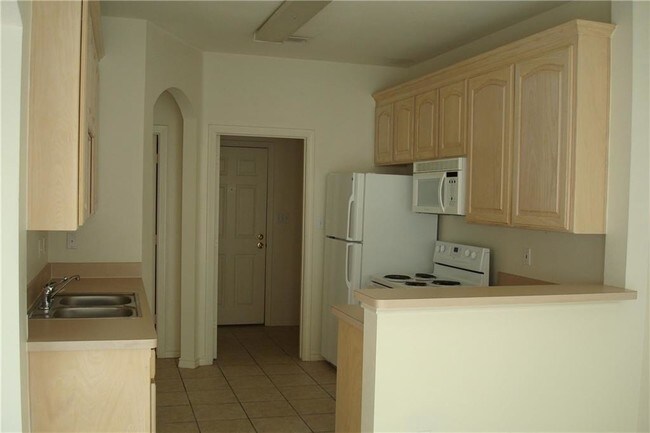 Building Photo - 4042 Cottage Park Ct