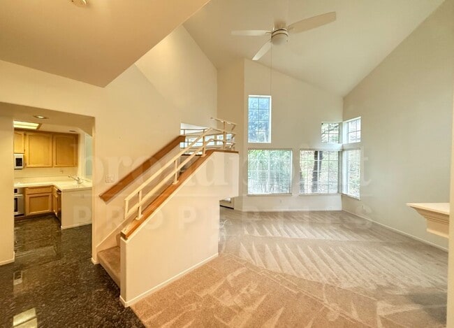 Building Photo - 12640 Springbrook Dr