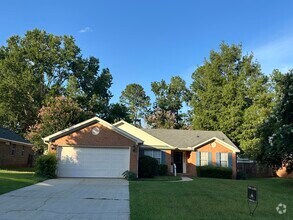 Building Photo - 517 Oak Chase Dr