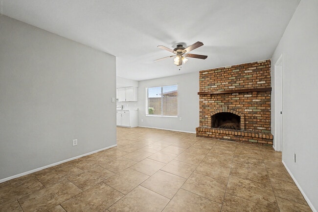 Photo - 3223 E Emerald Cir House