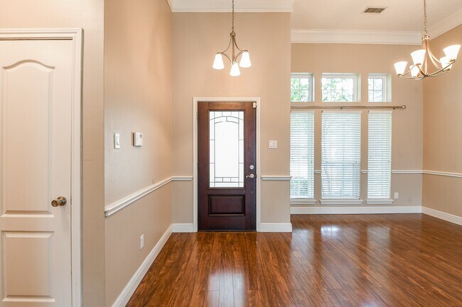 Building Photo - 21818 Windsor Castle Dr