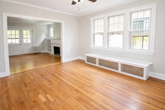Foto del edificio - 1454 Barnsdale St