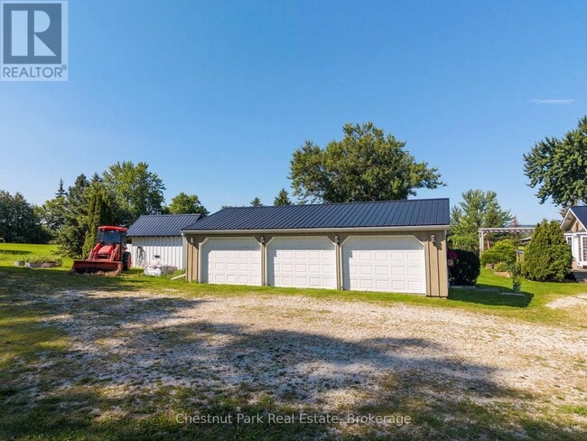 Building Photo - 727410 21st Sideroad
