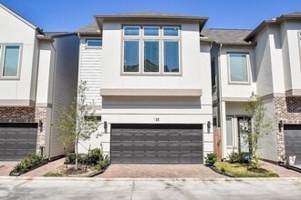 Building Photo - 135 Knightsbridge Park Ln