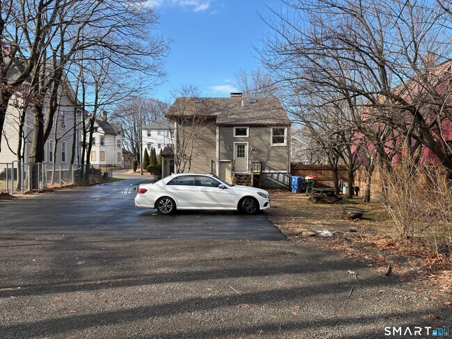 Foto del edificio - 693 Broad St