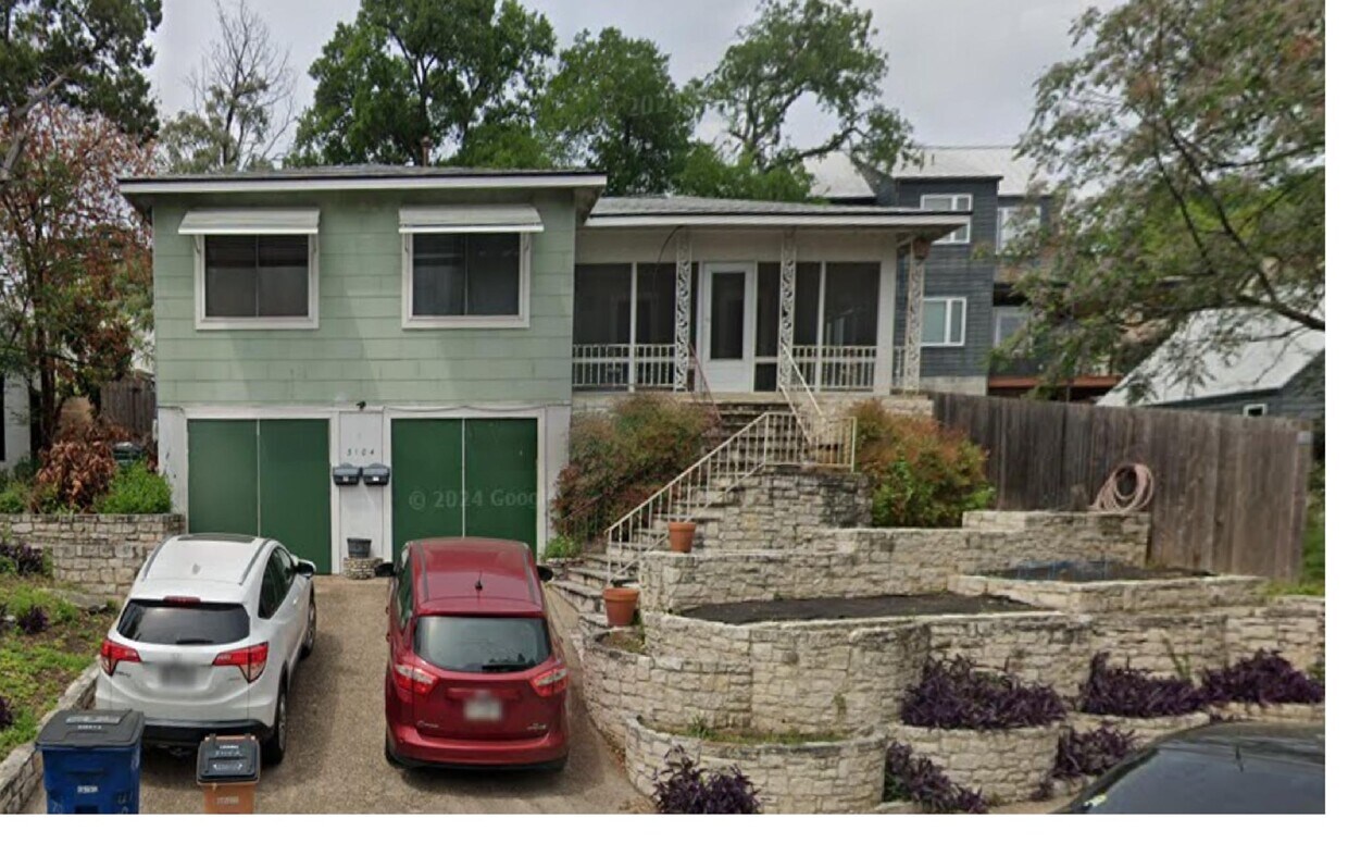 Foto principal - 3104 Tom Green St