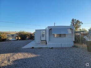 Building Photo - 2030 Swan Cove N